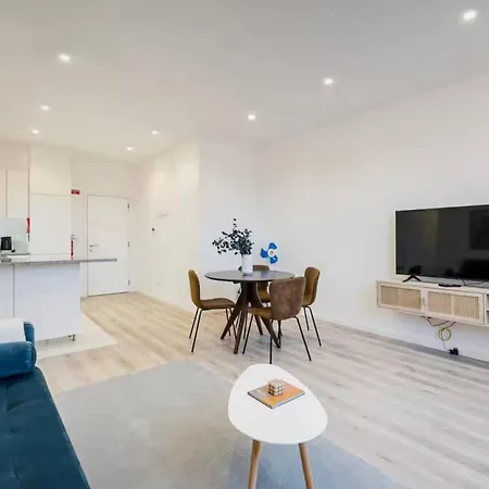 Republica Pearl, A Coastal Gem In *