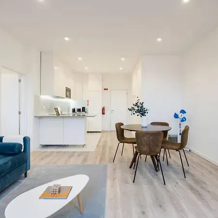 Republica Pearl, A Coastal Gem In *