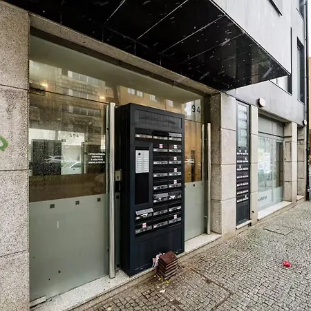 Republica Pearl, A Coastal Gem In Appartamento *