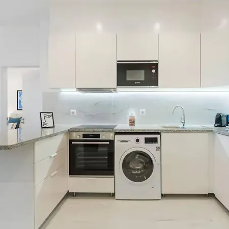 Republica Pearl, A Coastal Gem In Apartament Matosinhos (Porto)