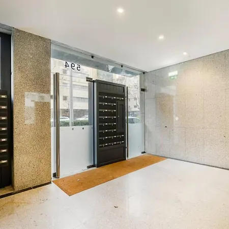 Republica Pearl, A Coastal Gem In Apartament *