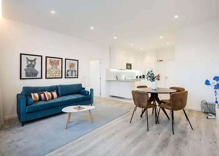 Apartament Republica Pearl, A Coastal Gem In *