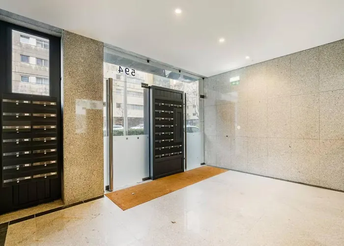 Republica Pearl, A Coastal Gem In Apartament *